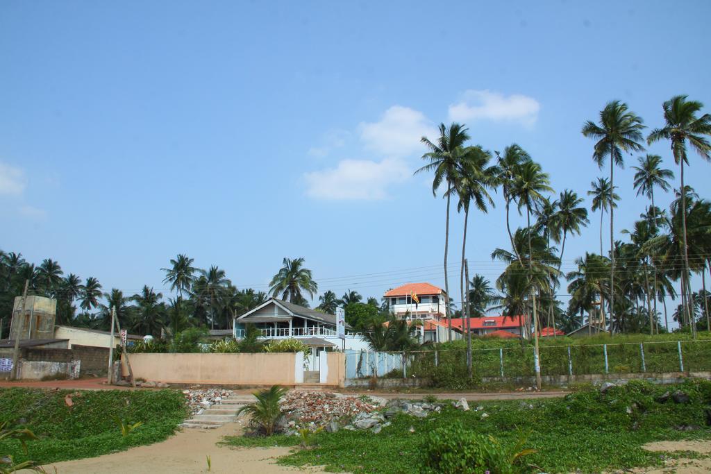 Sunset Beach Motel Marawila Exterior photo