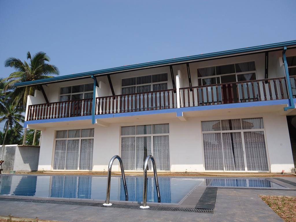 Sunset Beach Motel Marawila Exterior photo